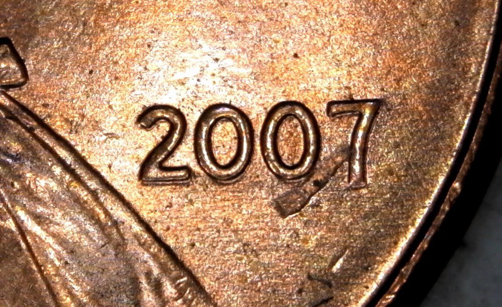 2007-P-Lincoln-Memorial-Cent-Struck-Through-Debris